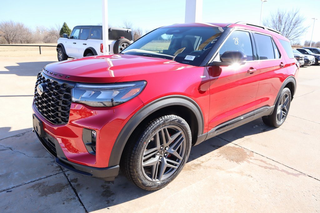 New 2026 Ford Explorer ST-Line w/ ST-Line Street Pack image 12
