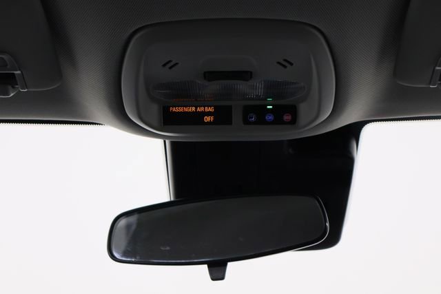 Used 2025 Chevrolet Trax LT w/ LT Convenience Package image 24