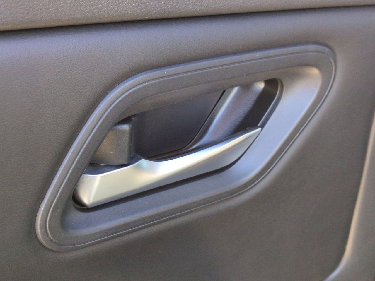 Certified 2024 Nissan Rogue SV image 27