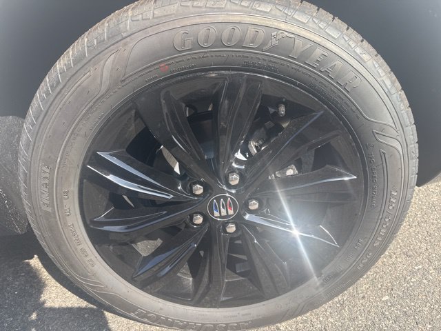 New 2026 Buick Envista Sport Touring w/ Convenience I Package FWD image 5