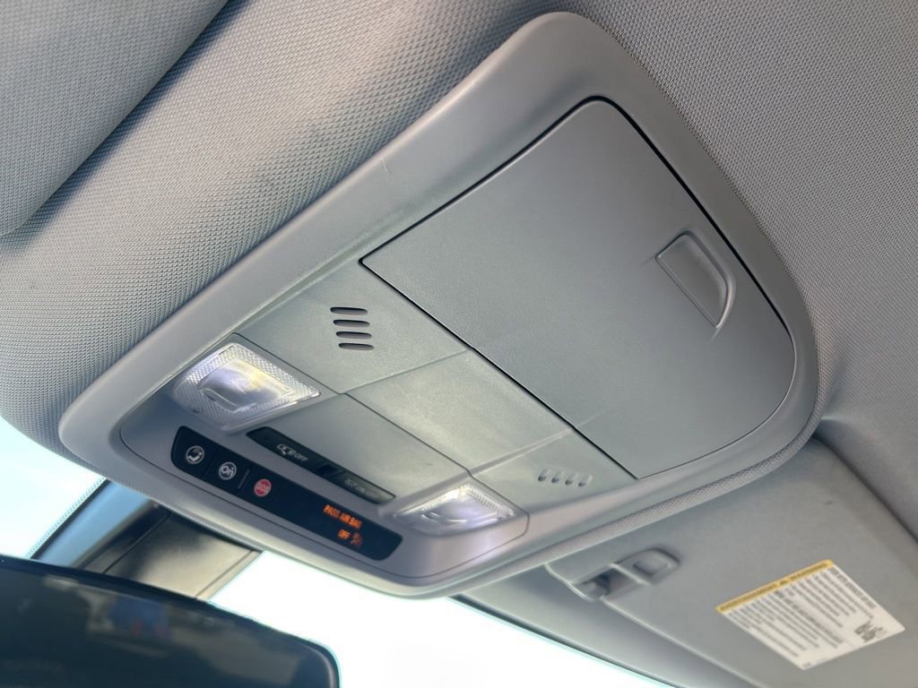 Used 2021 Chevrolet Blazer LT image 41