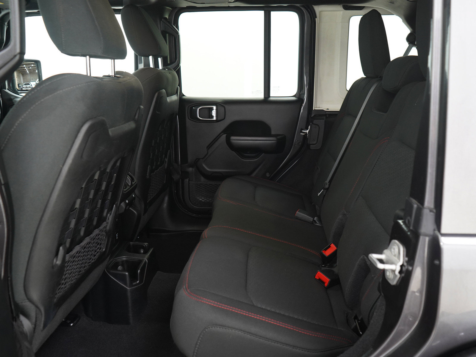 Used 2021 Jeep Wrangler Unlimited Rubicon w/ Uconnect 4C Nav & Sound Group AWD/4WD image 15