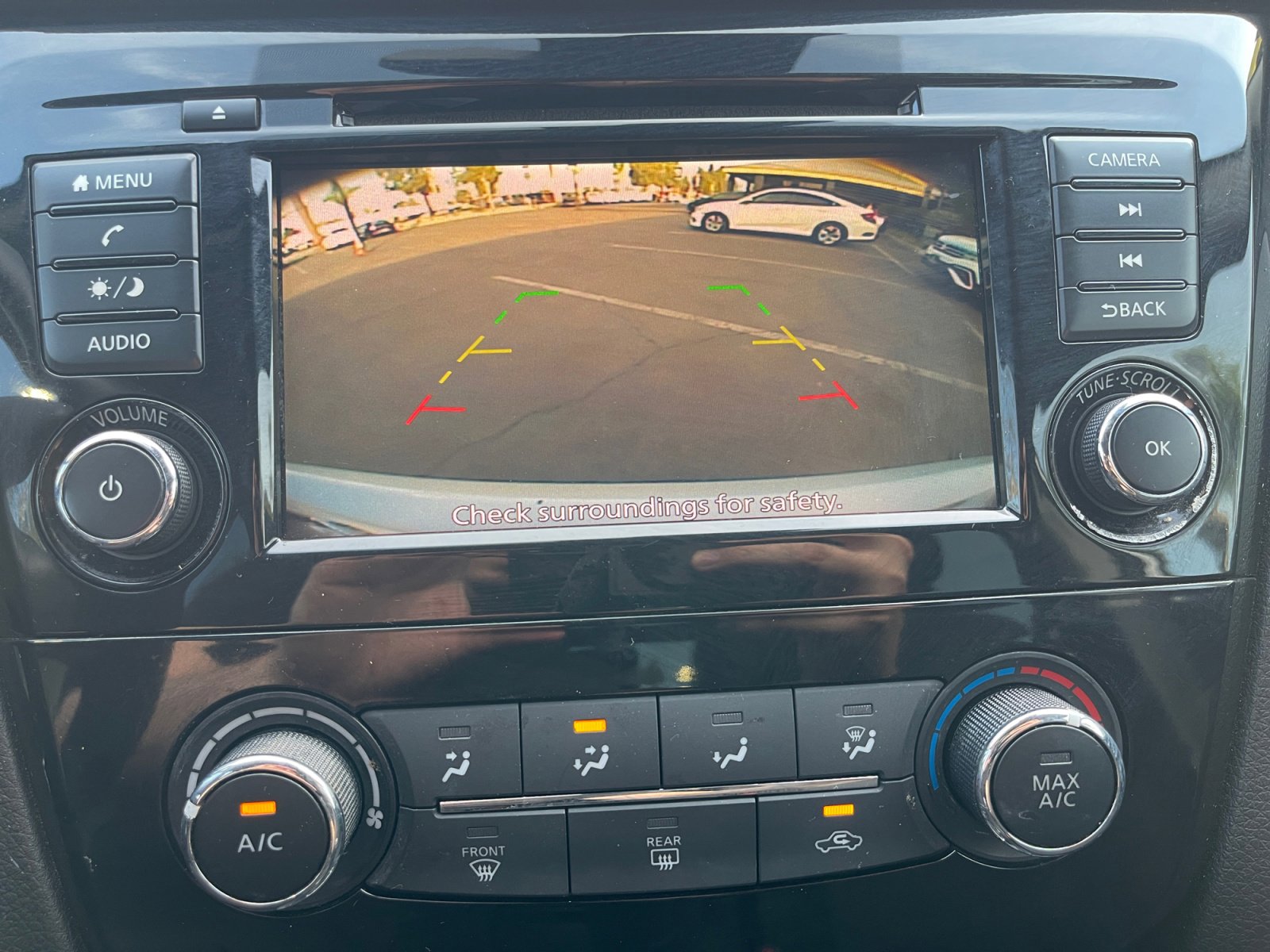 Used 2022 Nissan Rogue Sport S image 23