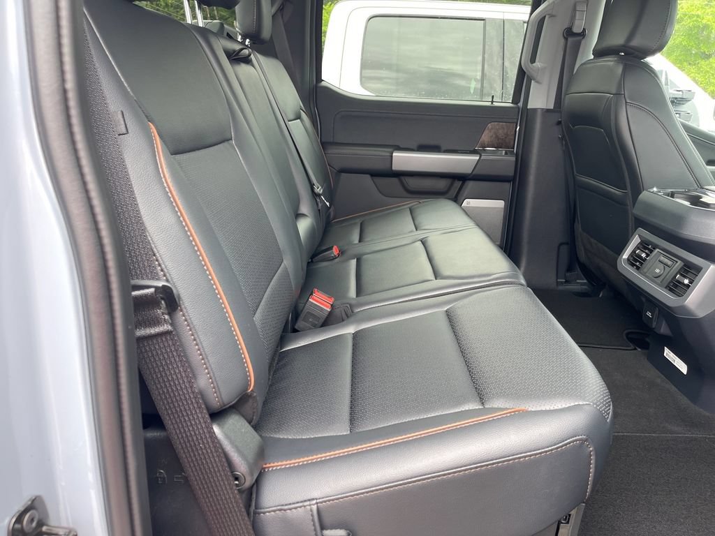 New 2026 Ford F250 Lariat w/ Chrome Package AWD/4WD image 13