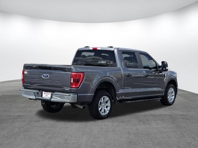 Used 2021 Ford F150 XLT w/ Trailer Tow Package RWD image 4