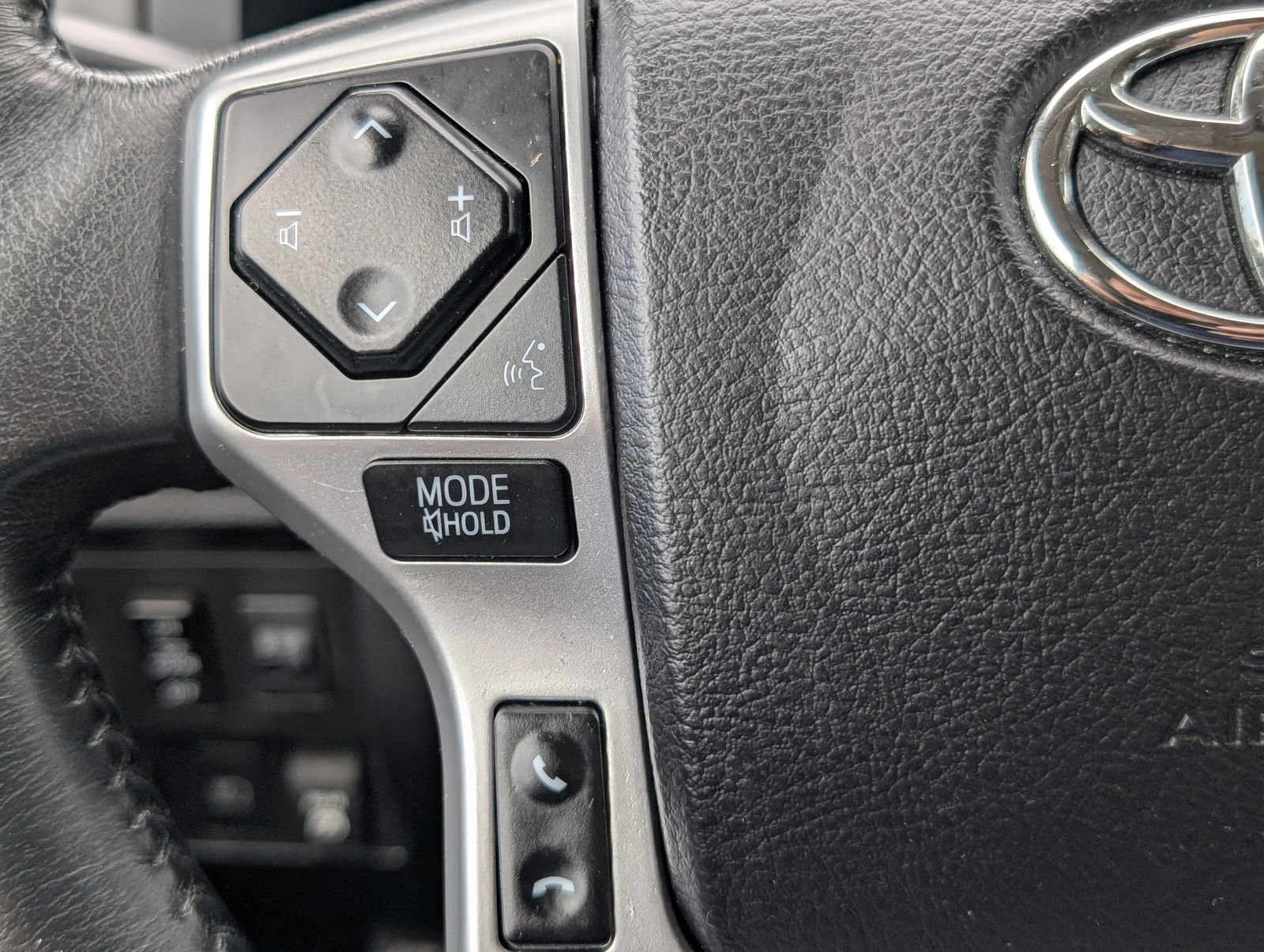 Used 2021 Toyota Tundra Platinum image 22