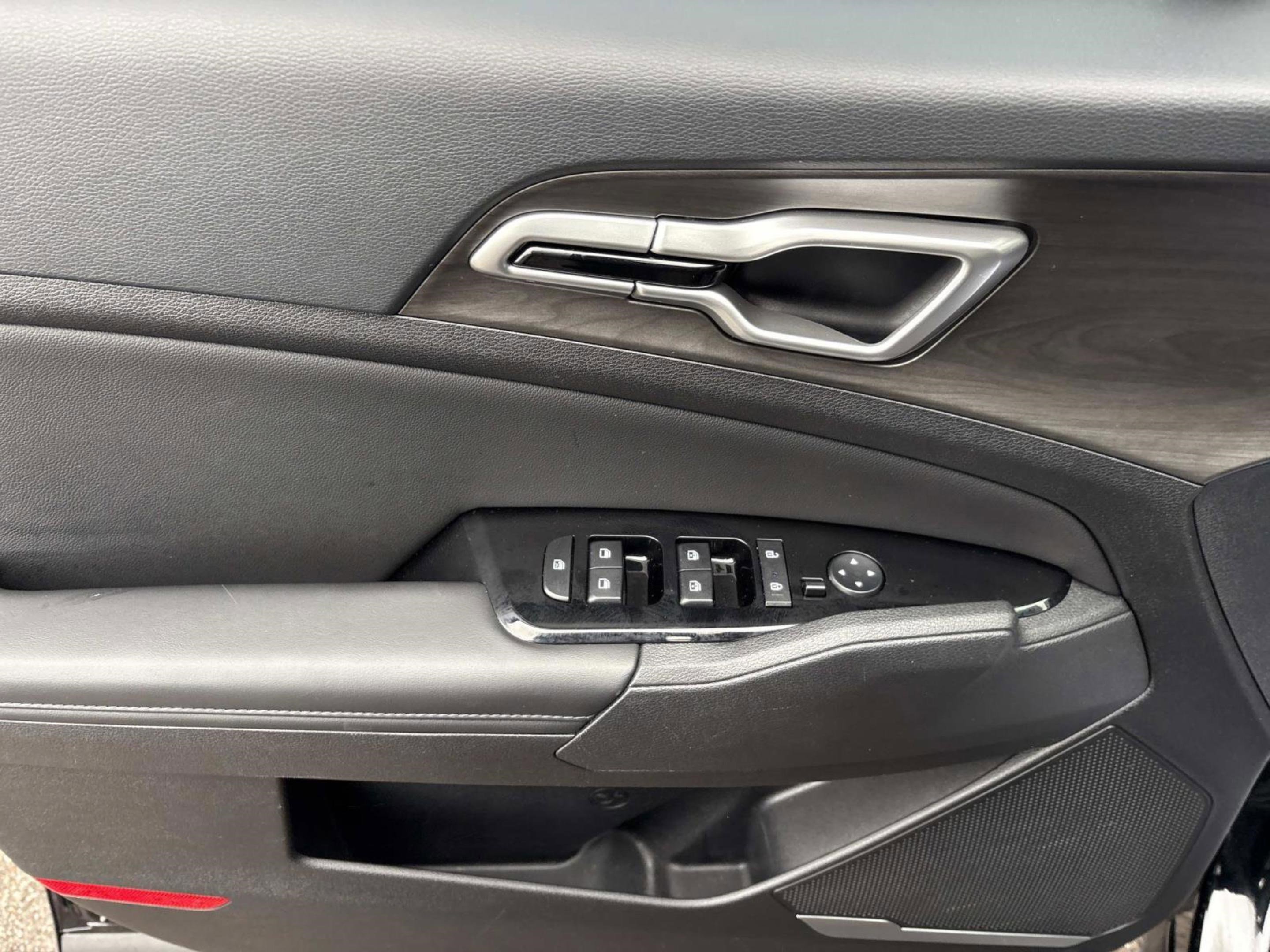 Used 2024 Kia Sportage X-Line w/ X-Line Premium Package image 18