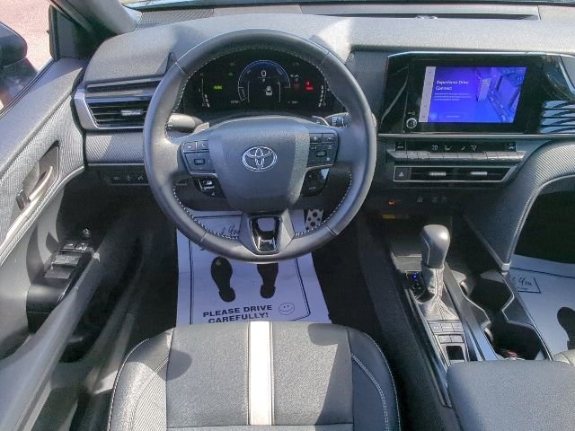 Used 2025 Toyota Camry LE FWD image 14