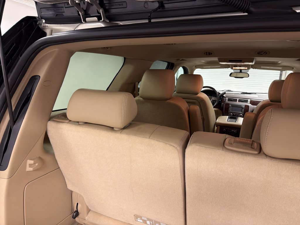 Used 2014 GMC Yukon Denali RWD image 19