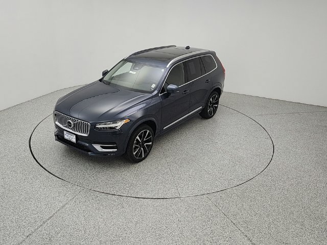 Used 2025 Volvo XC90 B5 Plus w/ Protection Package Premier AWD/4WD image 9