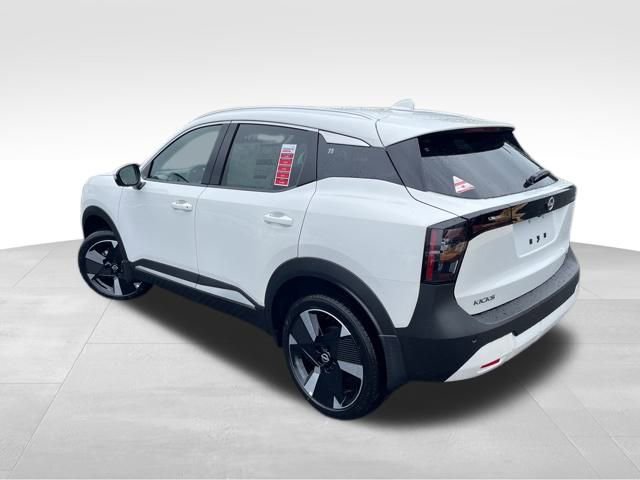 New 2025 Nissan Kicks SR image 7