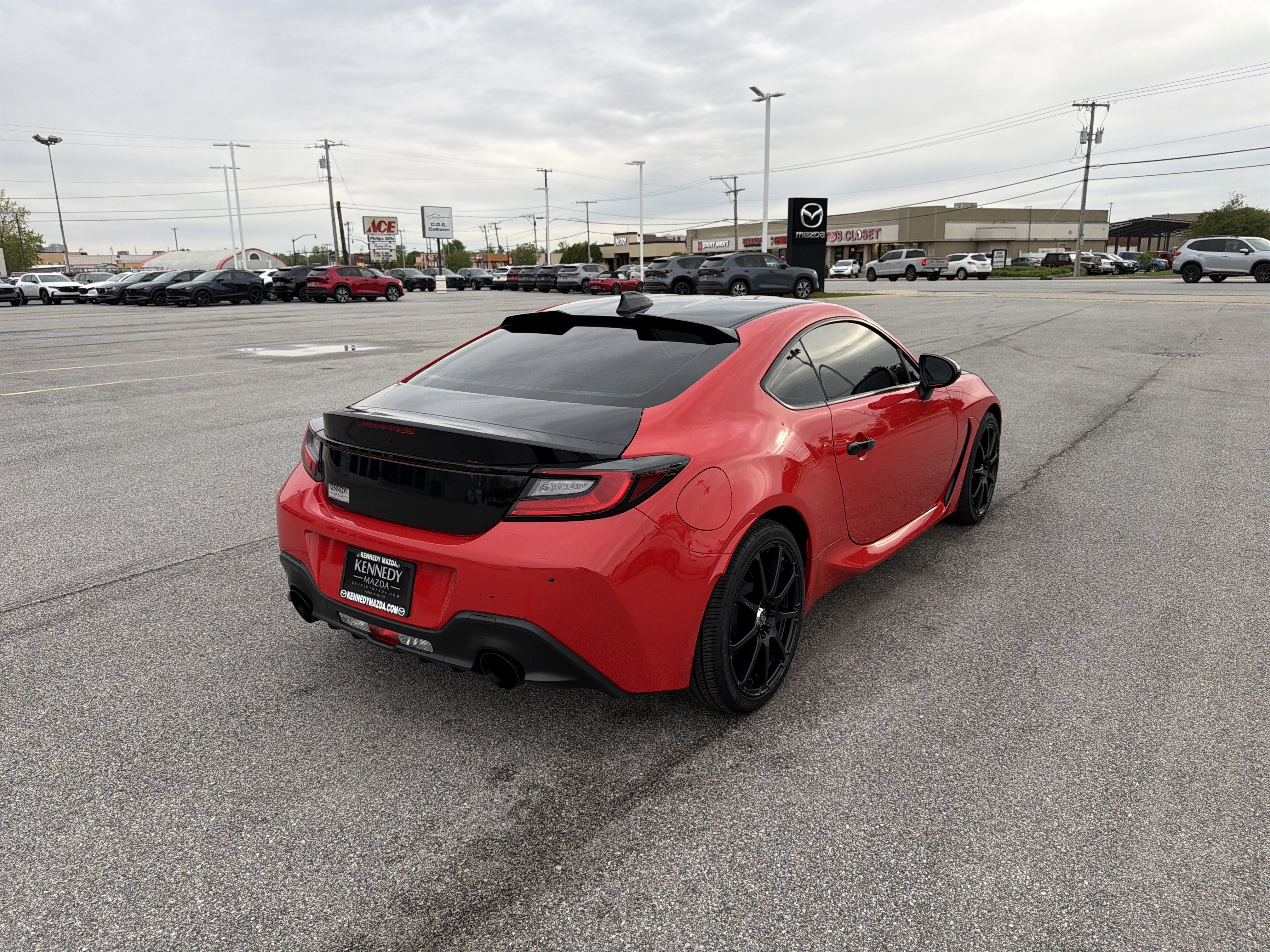 Used 2023 Subaru BRZ Limited RWD image 3