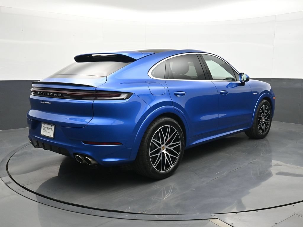 Certified 2025 Porsche Cayenne S AWD/4WD image 23