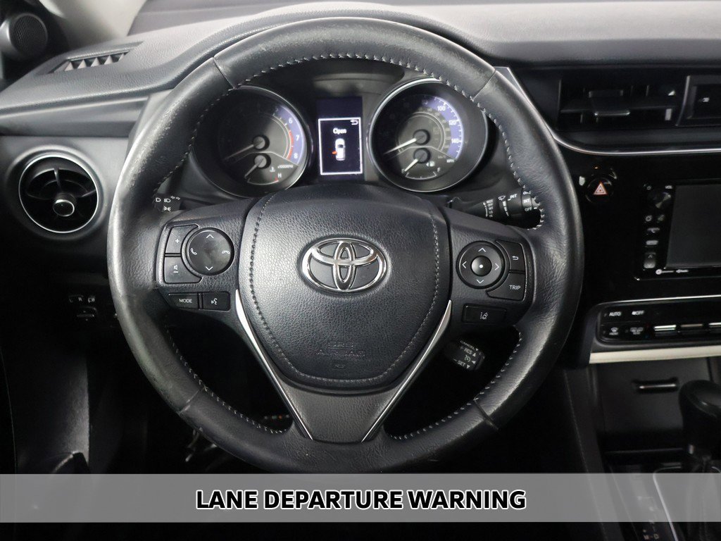 Used 2017 Toyota Corolla iM image 3