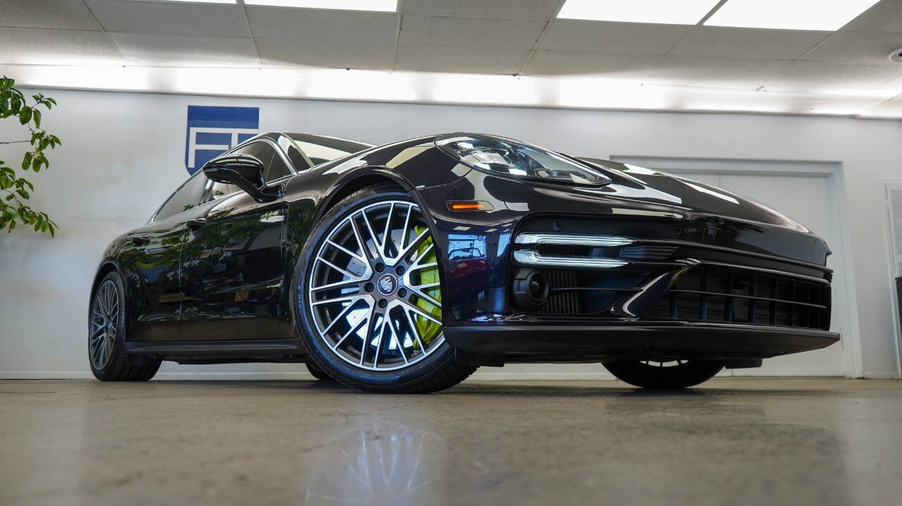 Used 2023 Porsche Panamera Turbo S image 28