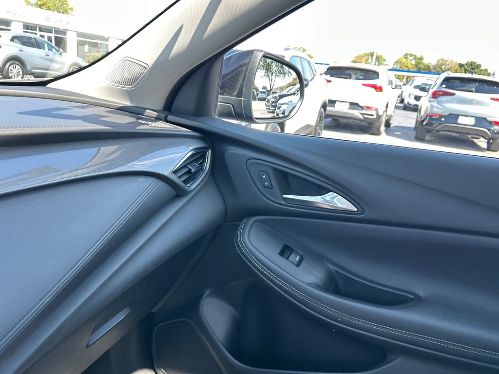 Used 2023 Buick Encore GX Essence w/ Experience Buick Package AWD/4WD image 23