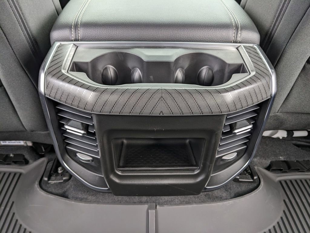 New 2026 RAM 1500 4x4 Crew Cab image 42