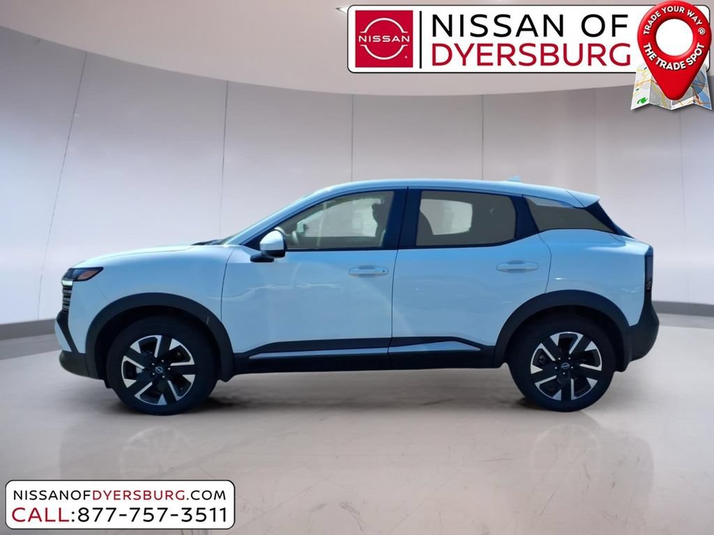 Used 2025 Nissan Kicks SV AWD/4WD image 6