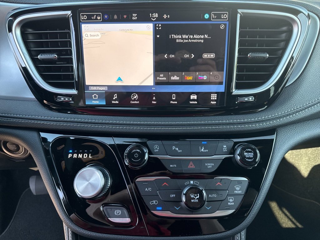 New 2026 Chrysler Pacifica Limited w/ S Appearance Package image 44