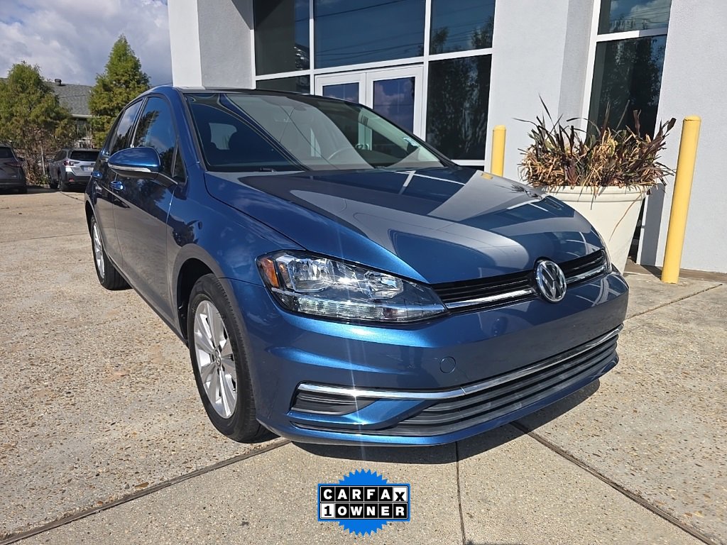 Used 2021 Volkswagen Golf 4-Door image 2