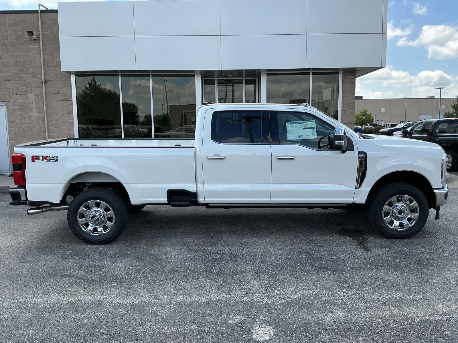 New 2026 Ford F350 Lariat w/ Lariat Ultimate Package image 7