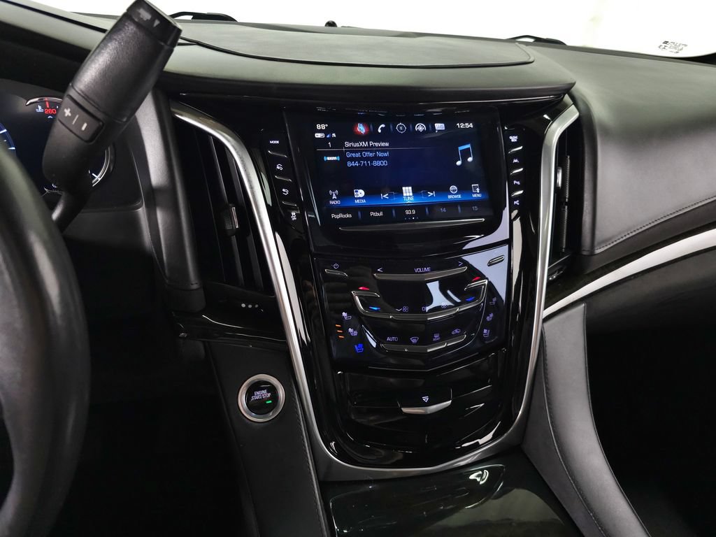 Used 2020 Cadillac Escalade Platinum w/ Escalade Sport Edition AWD/4WD image 28