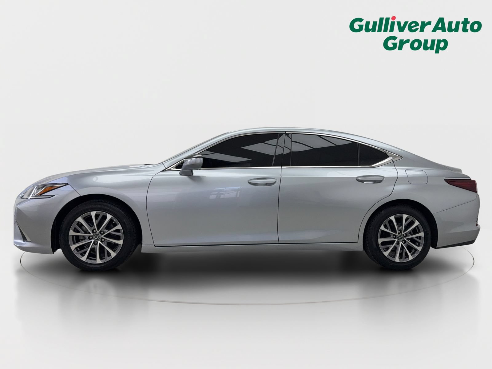 Used 2022 Lexus ES 350 w/ Accessory Package FWD image 3