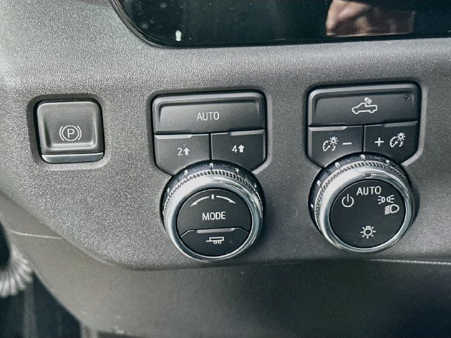 Used 2023 GMC Sierra 1500 SLE AWD/4WD image 22