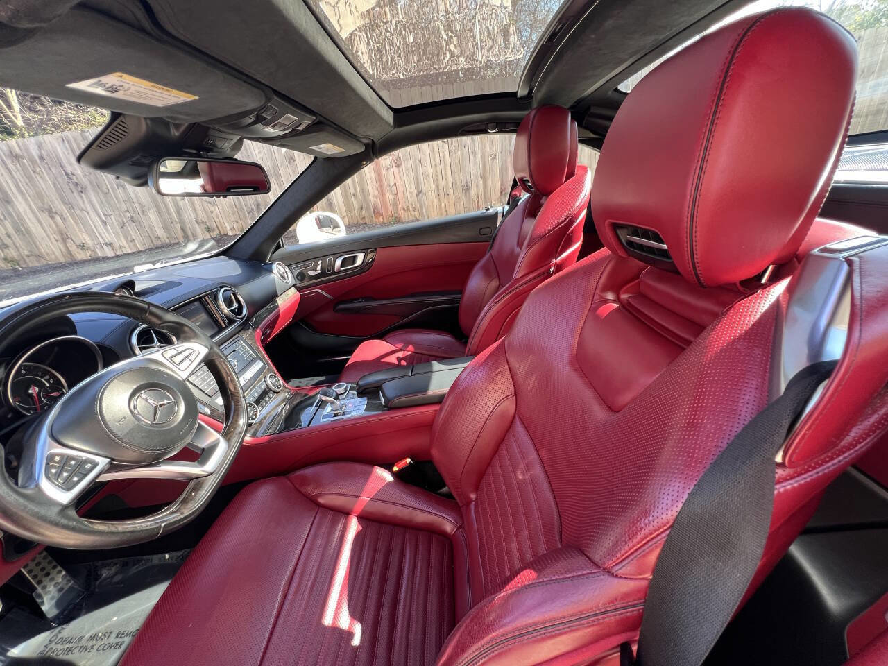 Used 2018 Mercedes-Benz SL 550 SL 550 2dr Roadster w/ Driver Assistance Package image 11