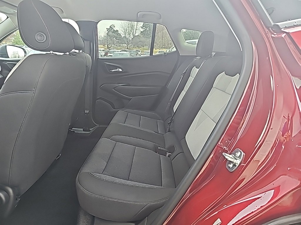 Used 2025 Chevrolet Trax LS image 11