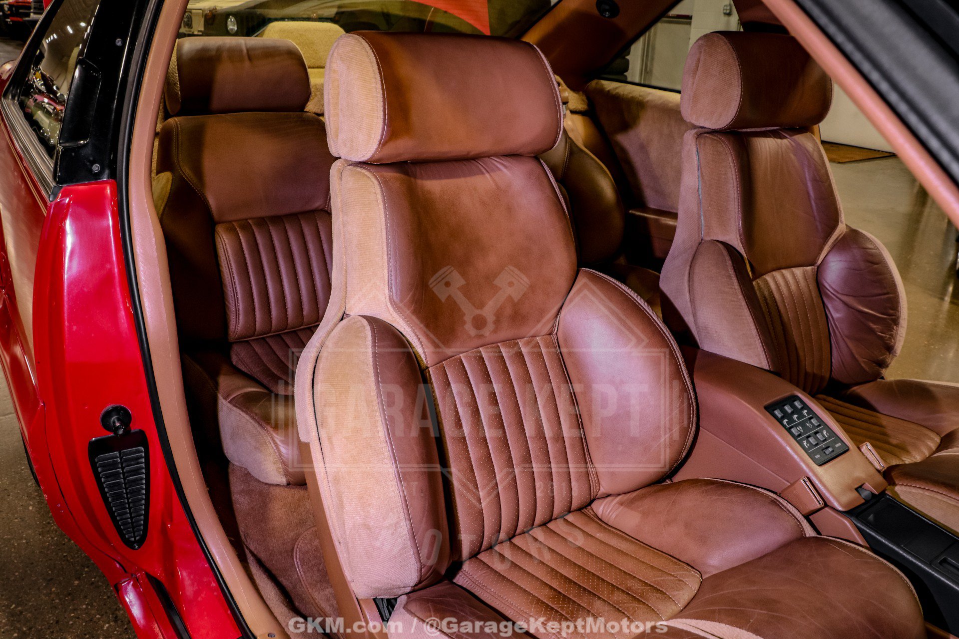 Used 1990 Pontiac Grand Prix SE FWD image 73