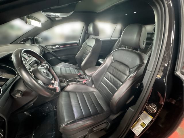 Used 2015 Volkswagen GTI SE FWD image 14