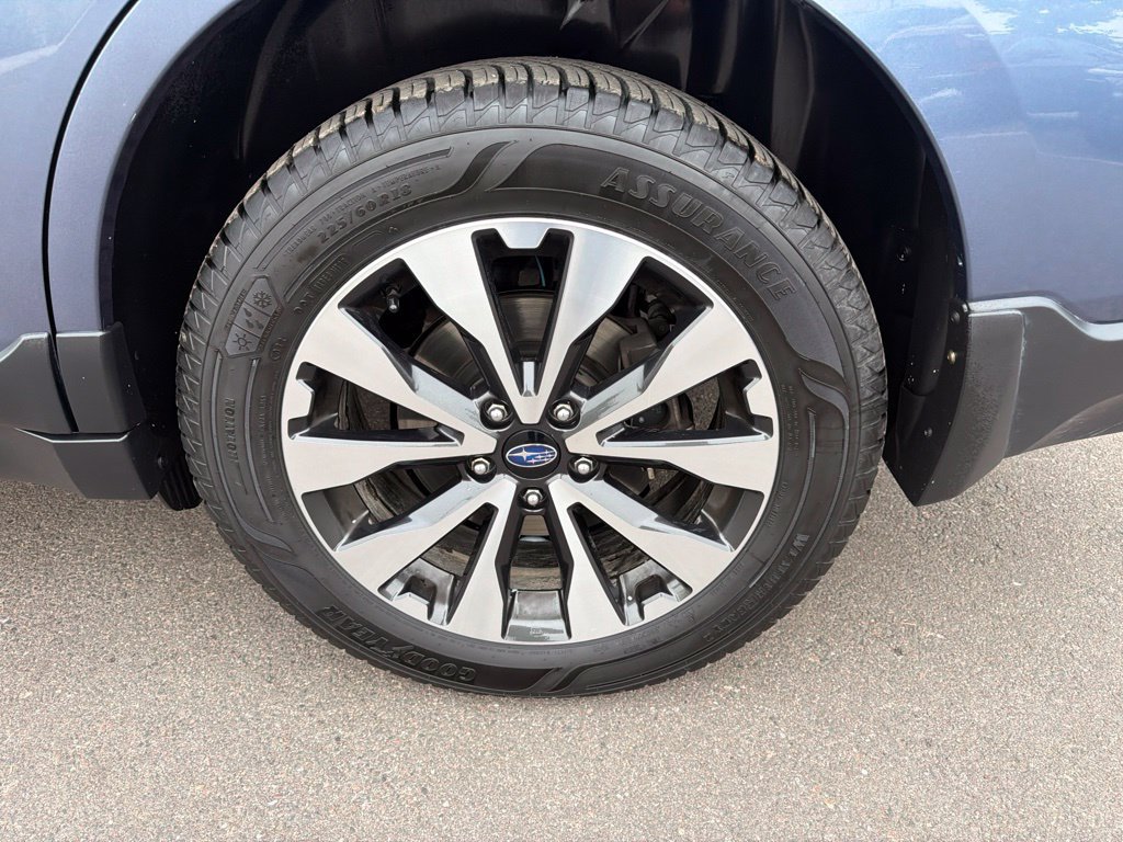 Used 2017 Subaru Outback 2.5i Limited AWD/4WD image 34