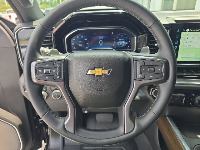 Certified 2025 Chevrolet Silverado 1500 High Country AWD/4WD image 28