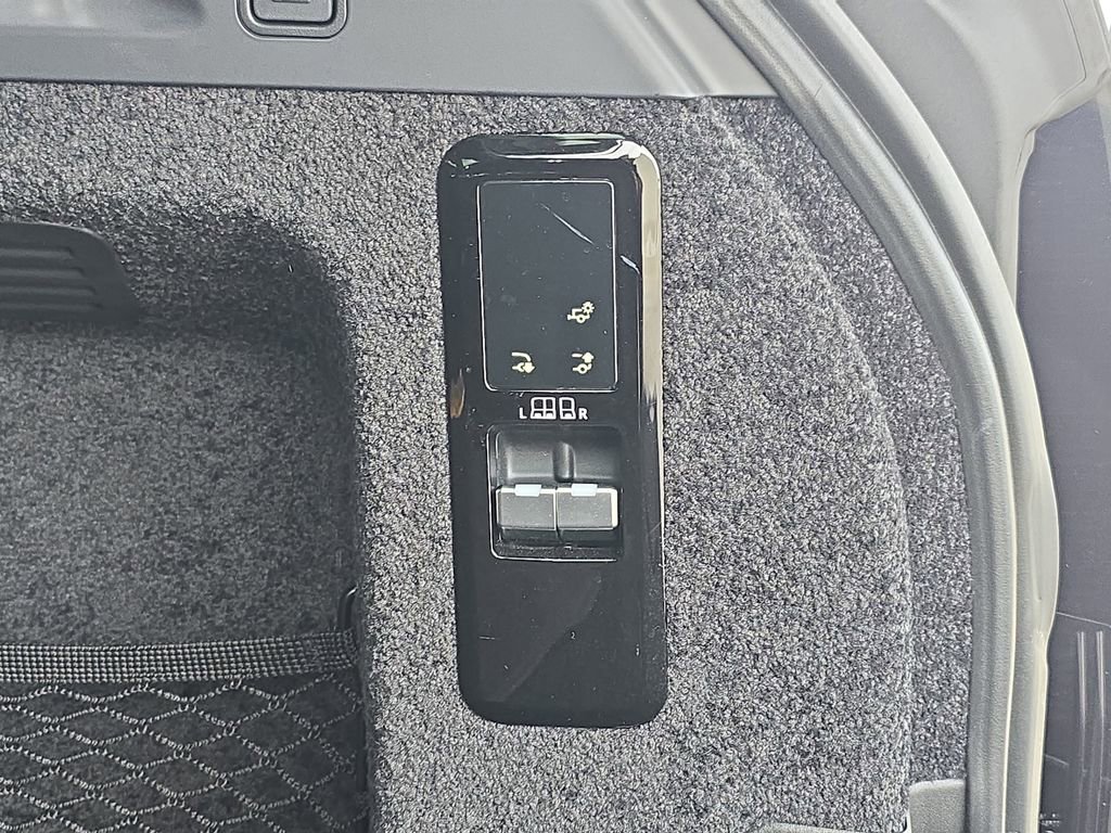 Certified 2023 Land Rover Range Rover SE AWD/4WD image 14