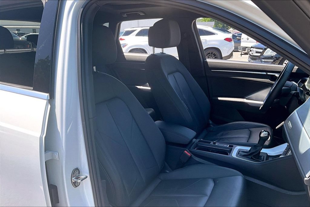 Used 2020 Audi Q3 2.0T Premium Plus w/ Premium Plus Package AWD/4WD image 29