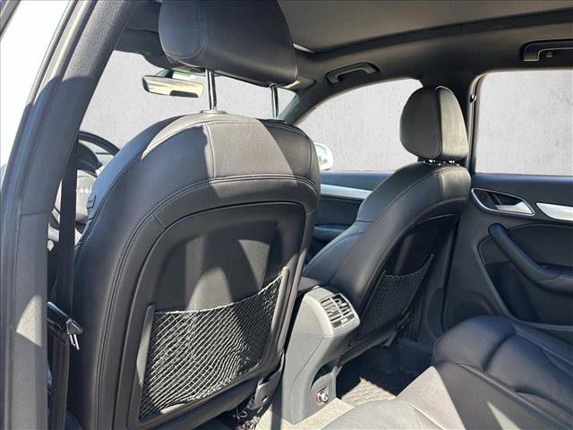 Used 2018 Audi Q3 2.0T Premium w/ Convenience Package image 26