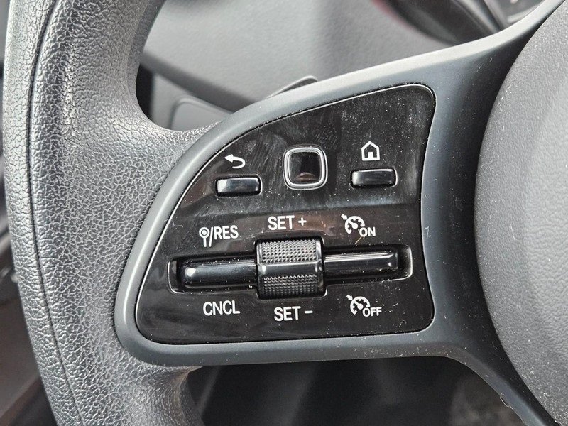 Used 2024 Mercedes-Benz Sprinter 2500 image 12