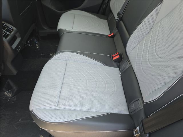 New 2026 Volkswagen Tiguan SE image 12