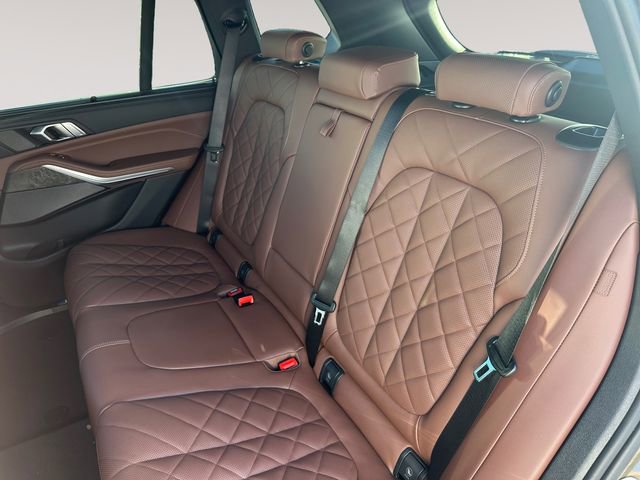New 2026 BMW X5 xDrive40i w/ Climate Comfort Package AWD/4WD image 13