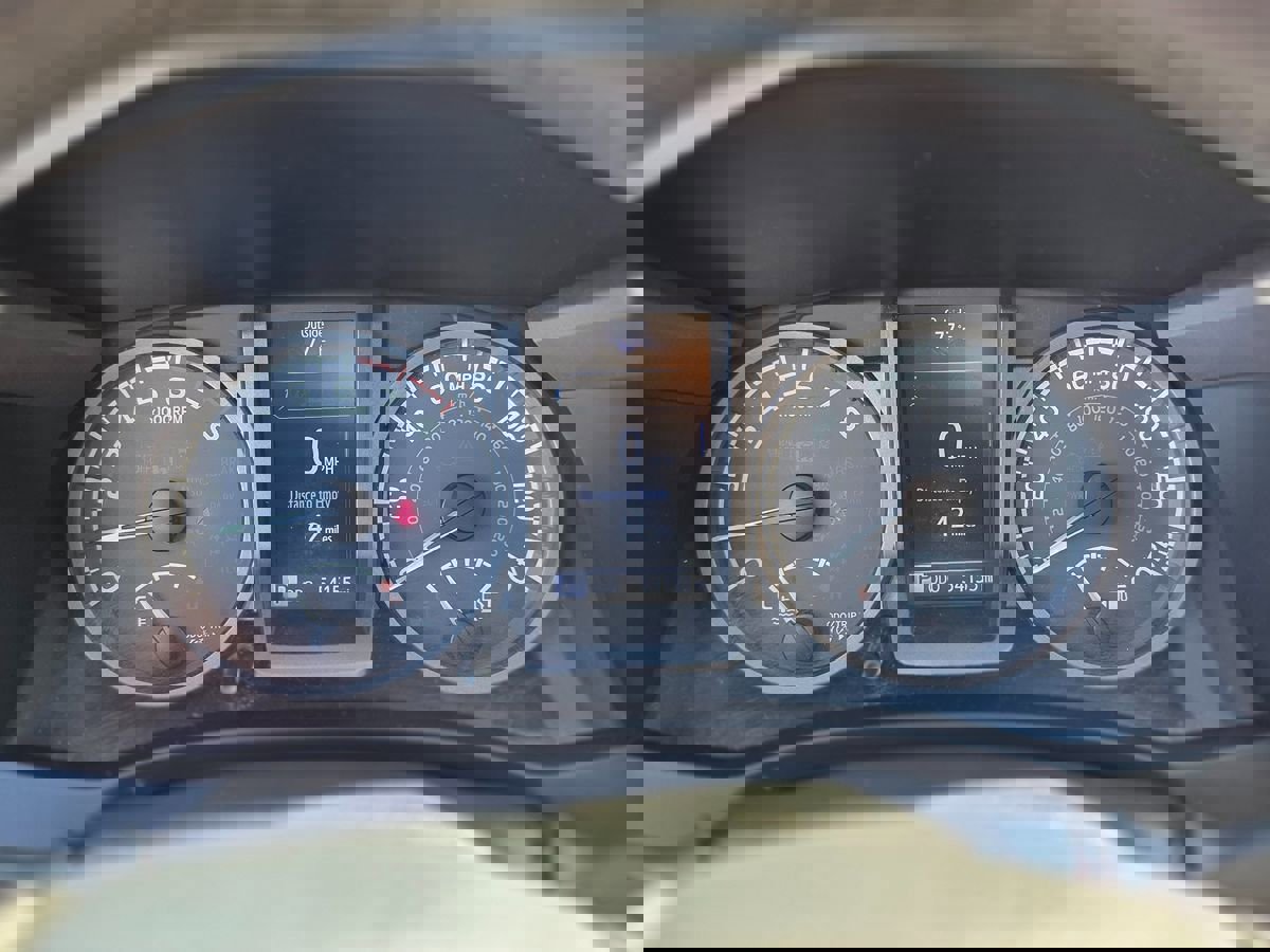 Used 2017 Toyota Tacoma TRD Sport w/ Tow Package image 24