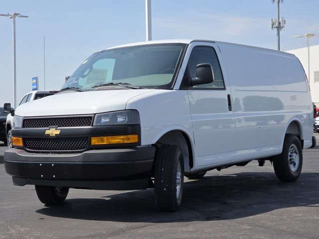 New 2026 Chevrolet Express 2500 w/ Driver Convenience Package RWD image 12