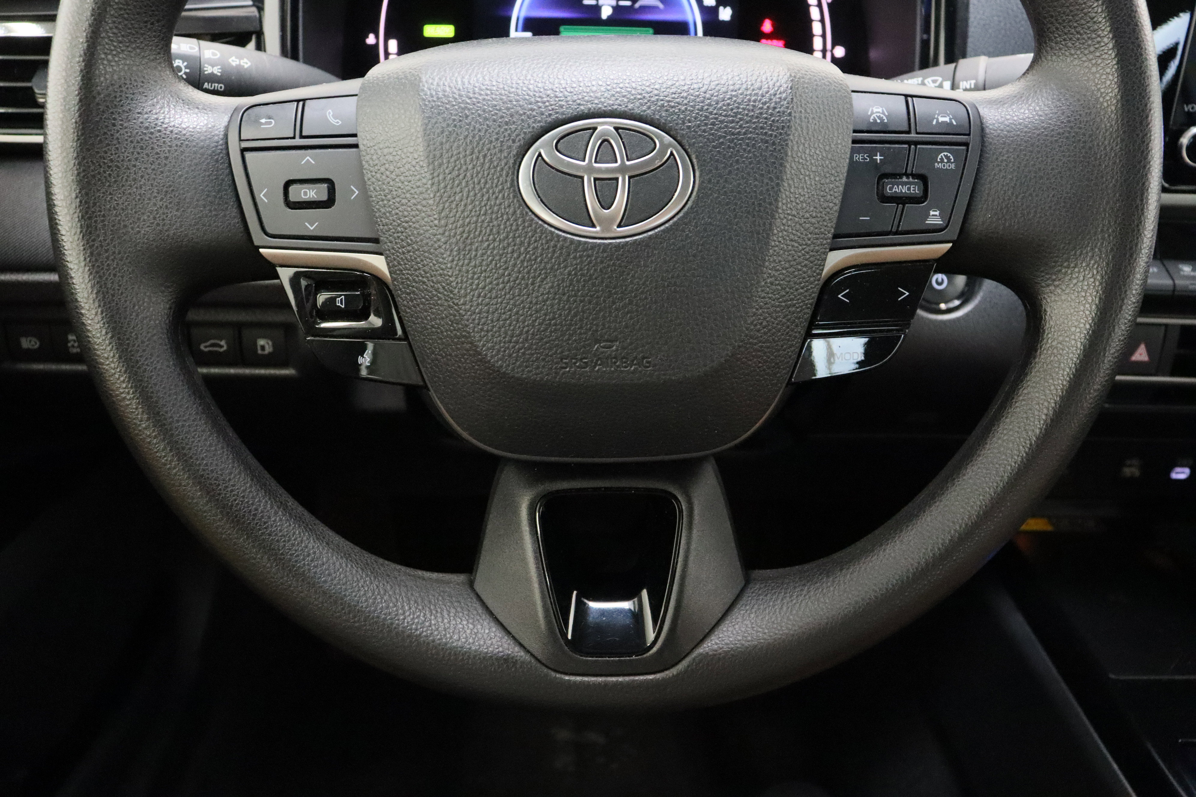 Certified 2025 Toyota Camry LE FWD image 23