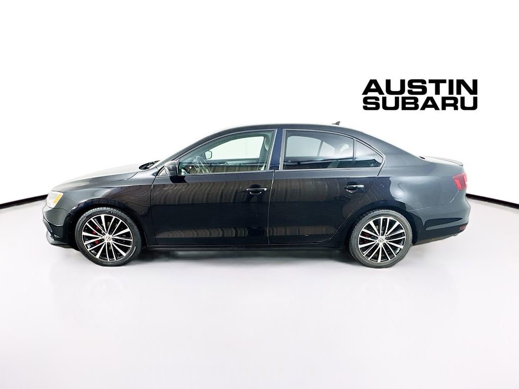 Used 2016 Volkswagen Jetta Sport image 4