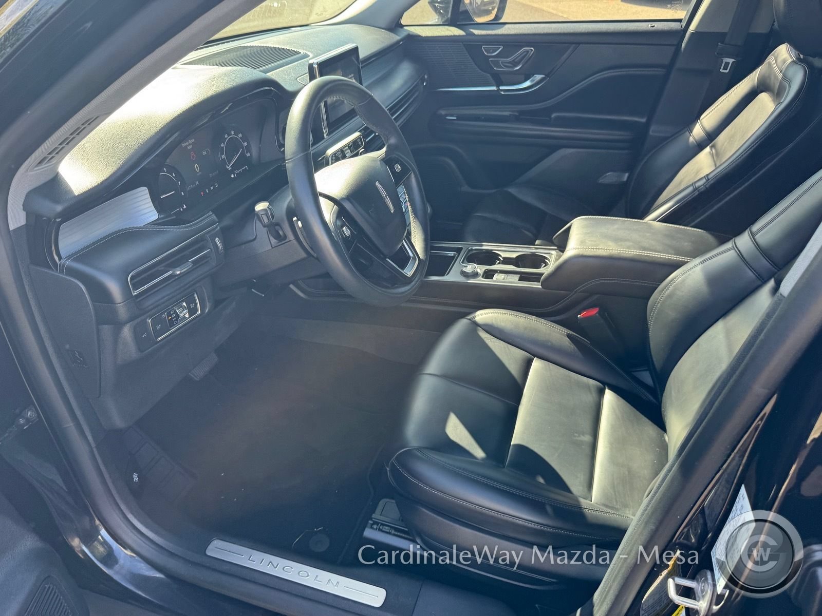 Used 2021 Lincoln Corsair AWD image 11