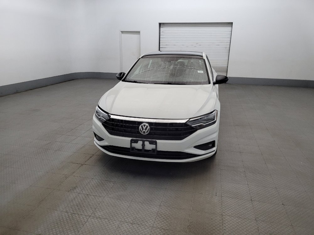 Used 2019 Volkswagen Jetta R-Line w/ R-Line Cold Weather Package FWD image 15