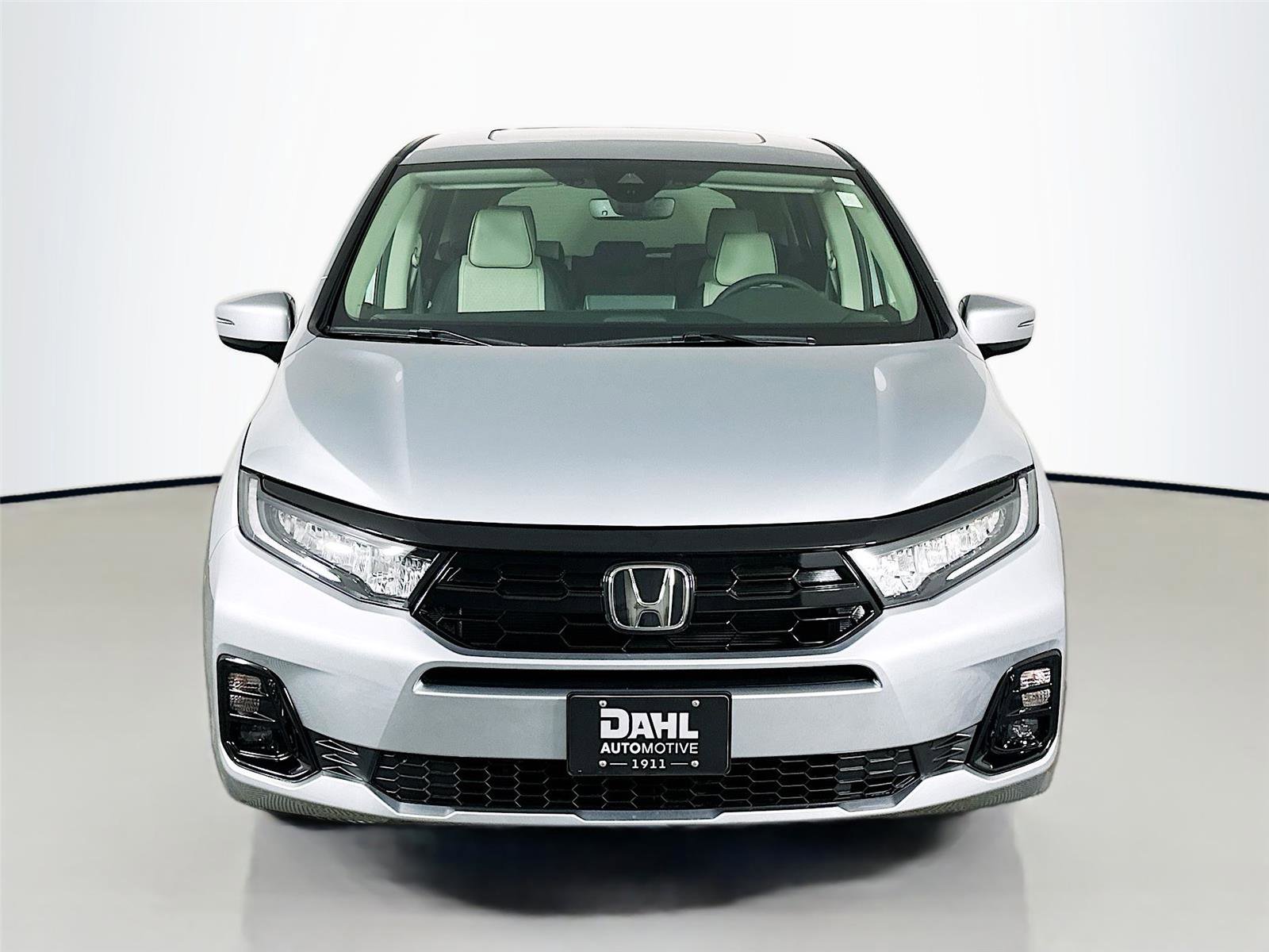 New 2026 Honda Odyssey Elite image 2