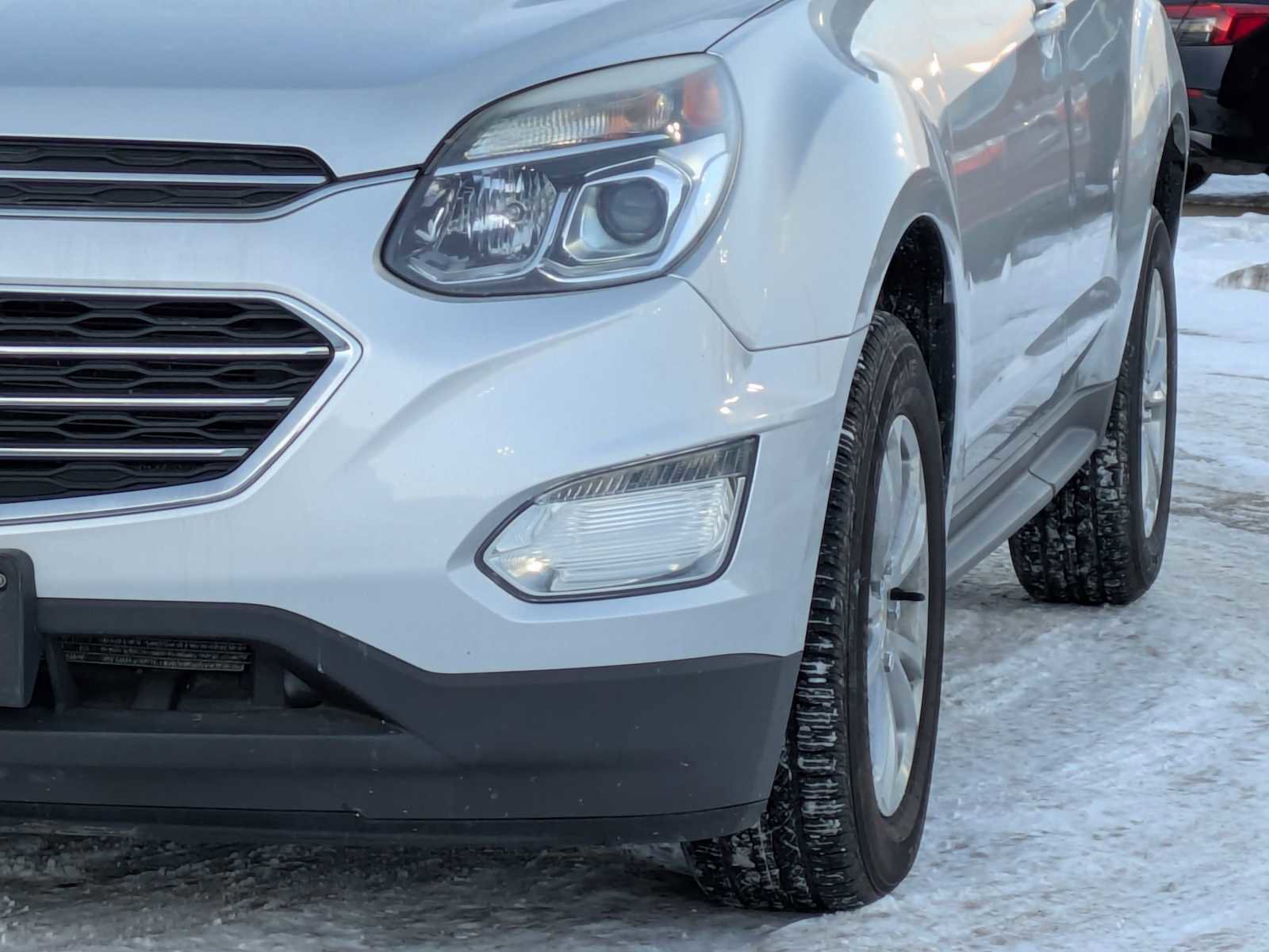 Used 2017 Chevrolet Equinox LT w/ Convenience Package image 10