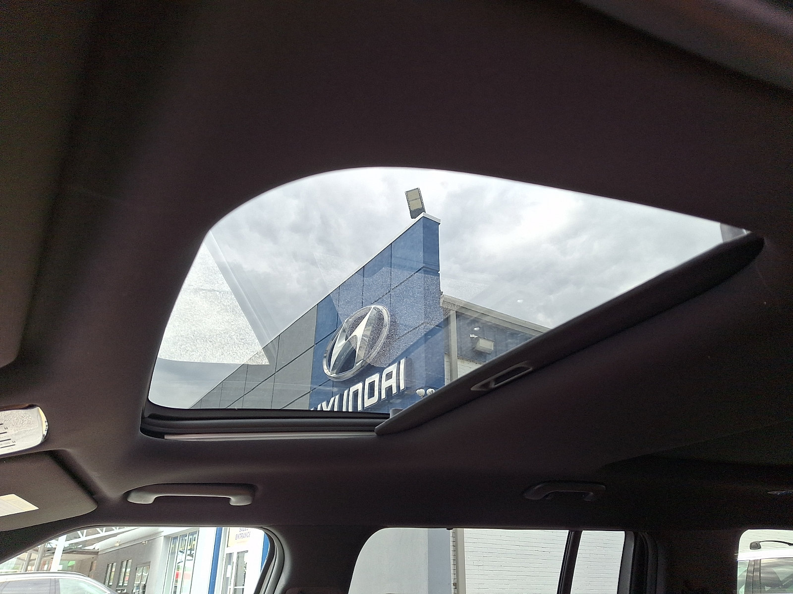 New 2027 Hyundai Santa Fe Limited AWD/4WD image 12