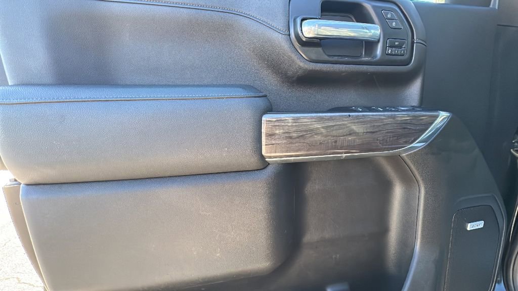 Used 2022 Chevrolet Silverado 2500 LTZ w/ LTZ Premium Package image 14